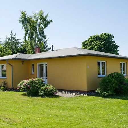Ferienhaus Sabine mit Kamin und Sonnenterrasse Baabe Zimmer foto